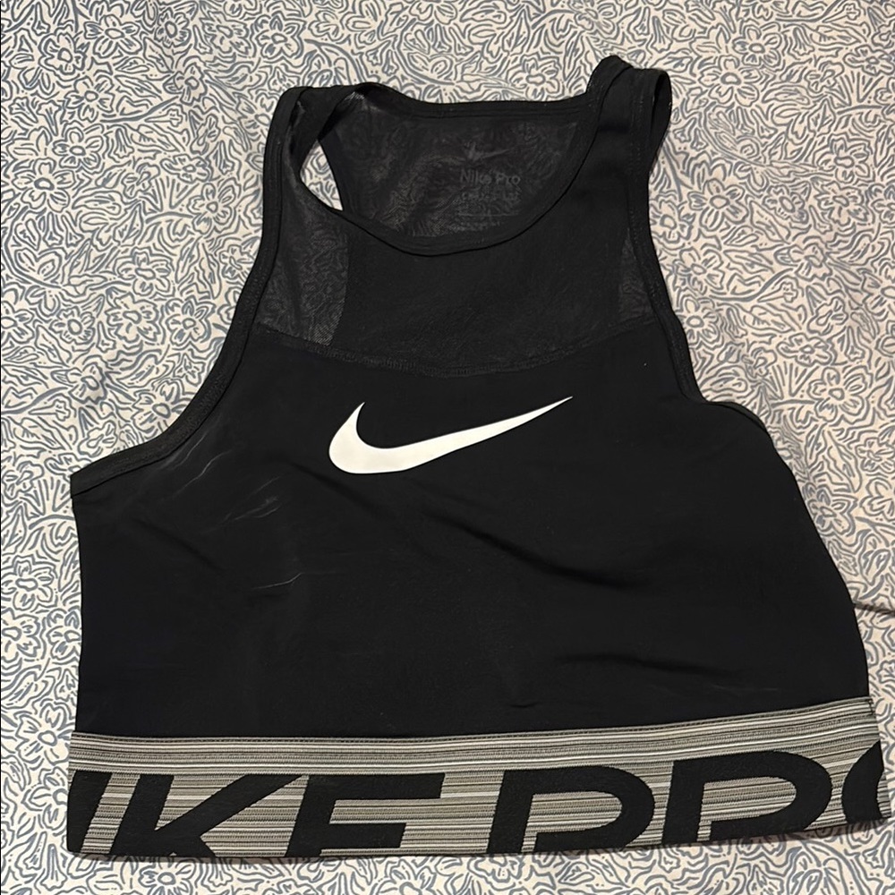 Nike Black and White Pro Sports Bra
